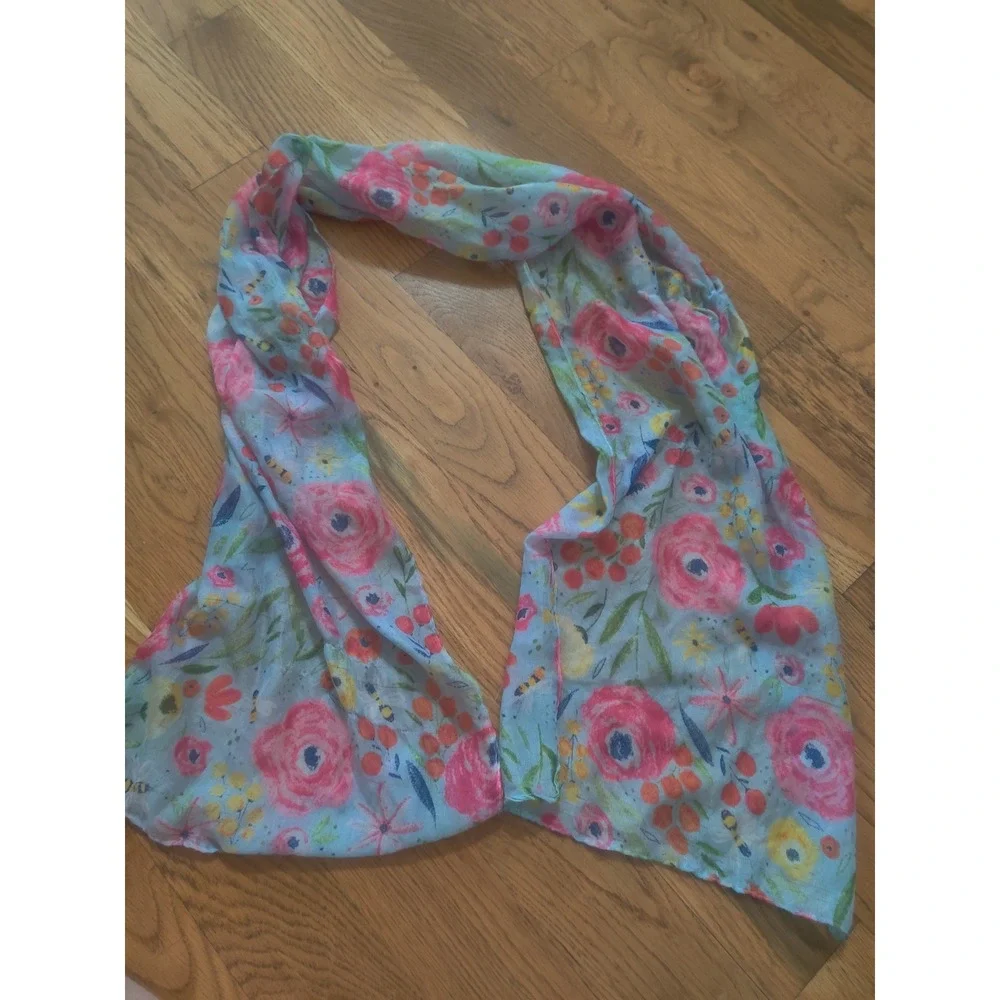 Light Blue Floral Infinity Loop Scarf Watercolor Bee Print Soft Lightweight